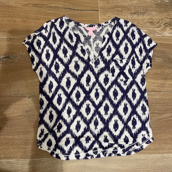 Lilly Pulitzer Tops - Lily Pulitzer Etta Tee
